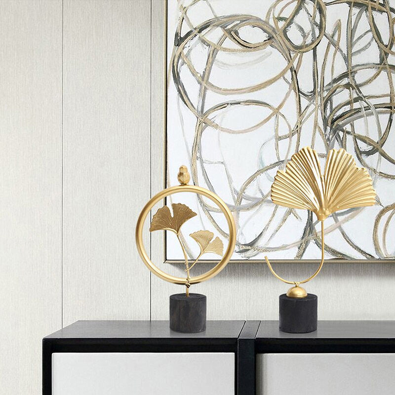 Creative Golden Floral Leaves Ornament Elegant Statuette For Modern Living Room Table Sideboard Bookshelf Mantelpiece Decoration Nordic Home Interior Styling